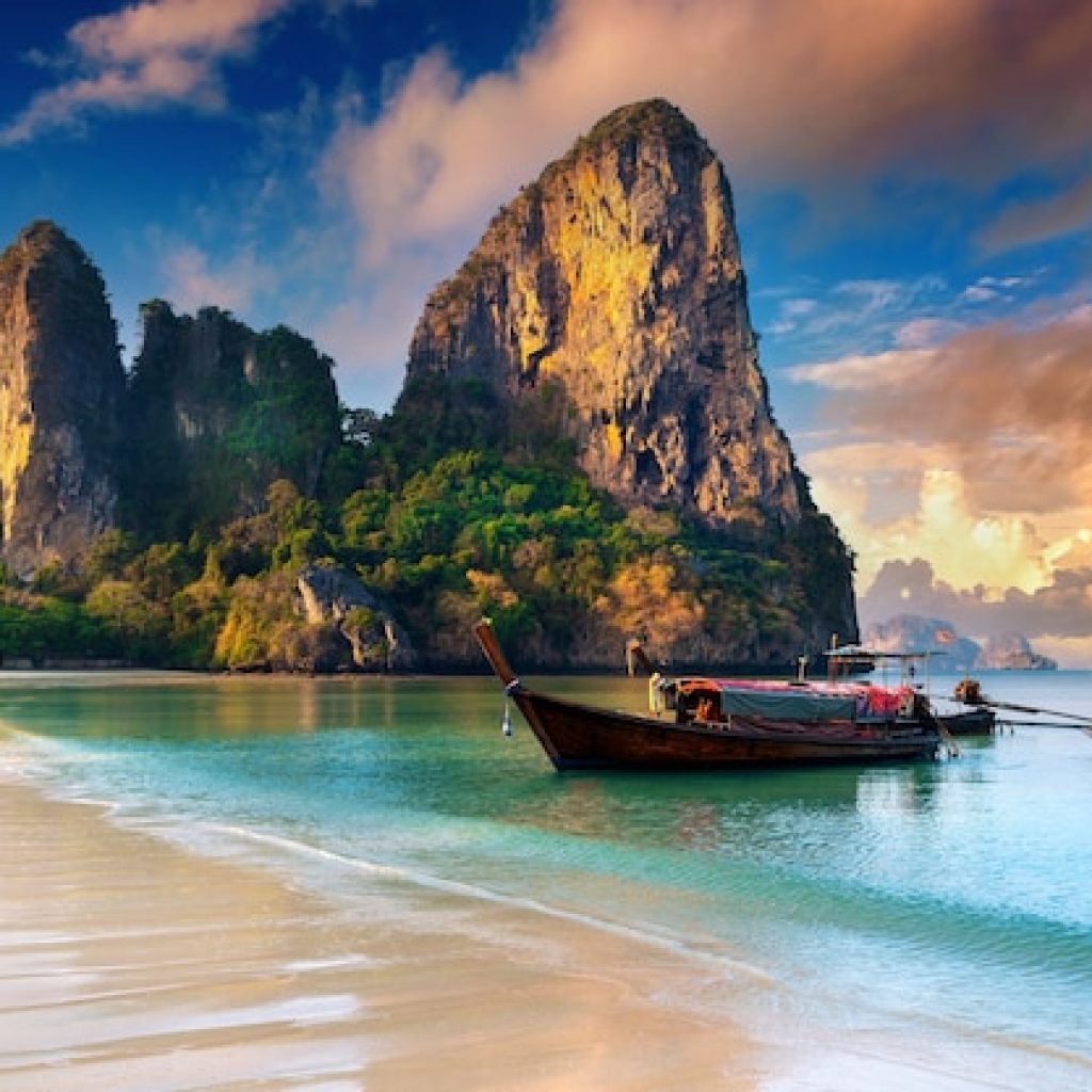 Phuket Krabi Glimpse (LAND ONLY)